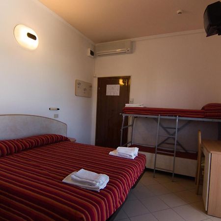 Hotel Beverly Rimini Ruang foto